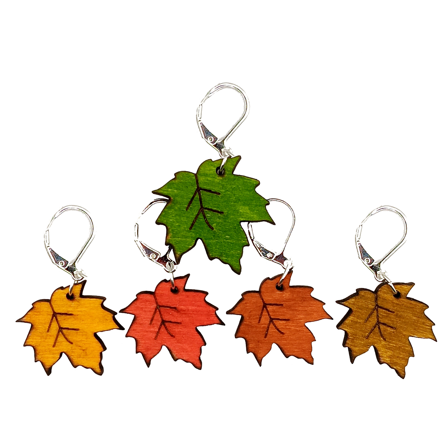 Jolies marqueurs de mailles représentant des feuilles d'érables
